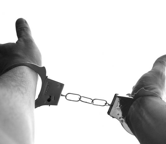 בוחרים בחיים - טיפול בסמים במרכזי גמילה