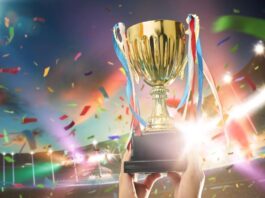 חוויית כדורגל עולמית: כרטיסים לליגת האלופות ומונדיאל 26