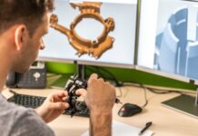 מדפסת תלת מימד מתקדמת המציעה מגוון פתרונות להדפסה מדויקת