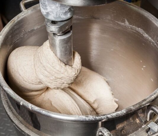 המדריך המלא לבחירת המיקסר המושלם למטבח שלך